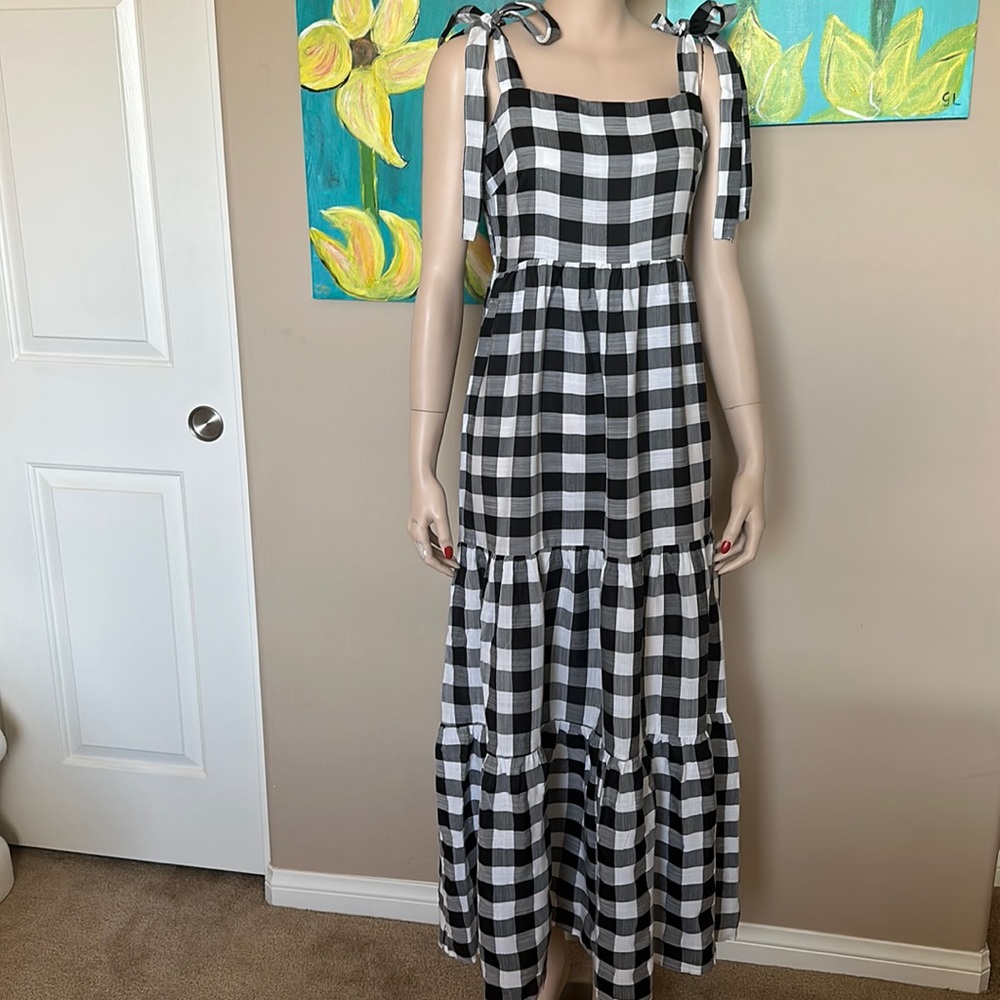 Women’s dress